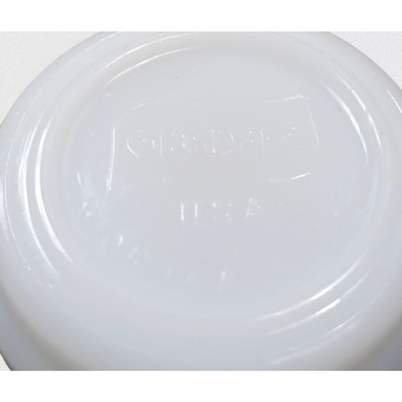 Hawarden IA Set of Vtg Milk Glass Coffee Cups 1982 Glasbake 1902-1959 Reunion - Picture 7 of 7